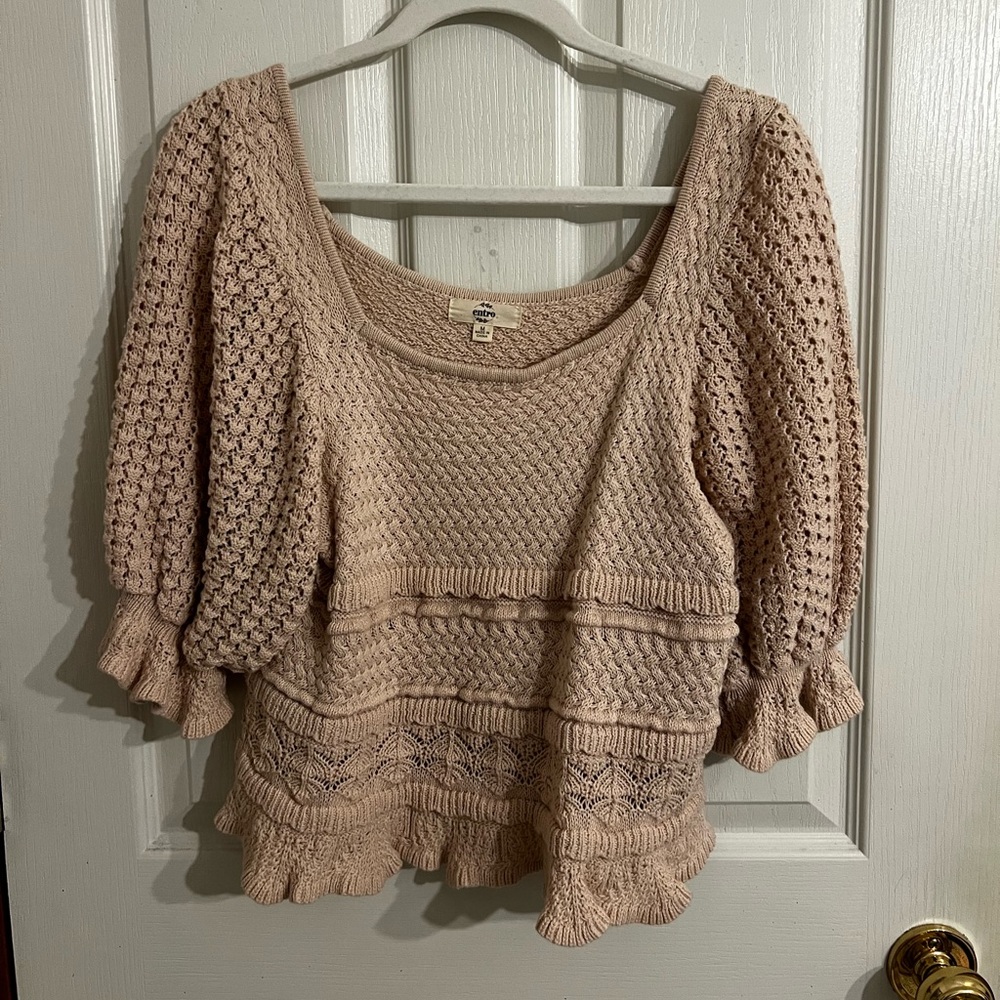 Entro sweater top